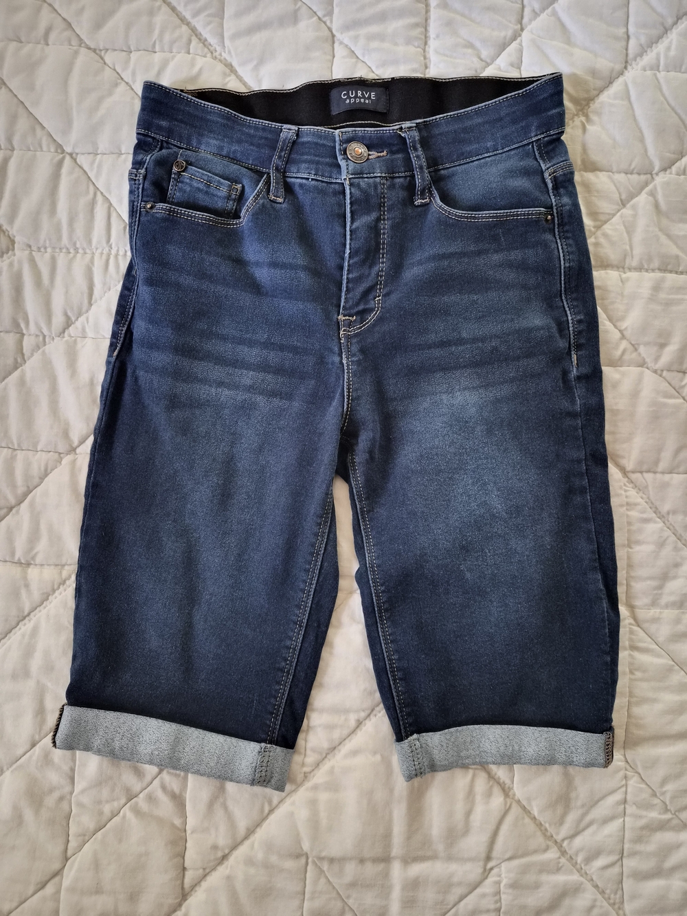 Curve Appeal Bermuda Shorts w/ Comfort Waistband - Size 2/26